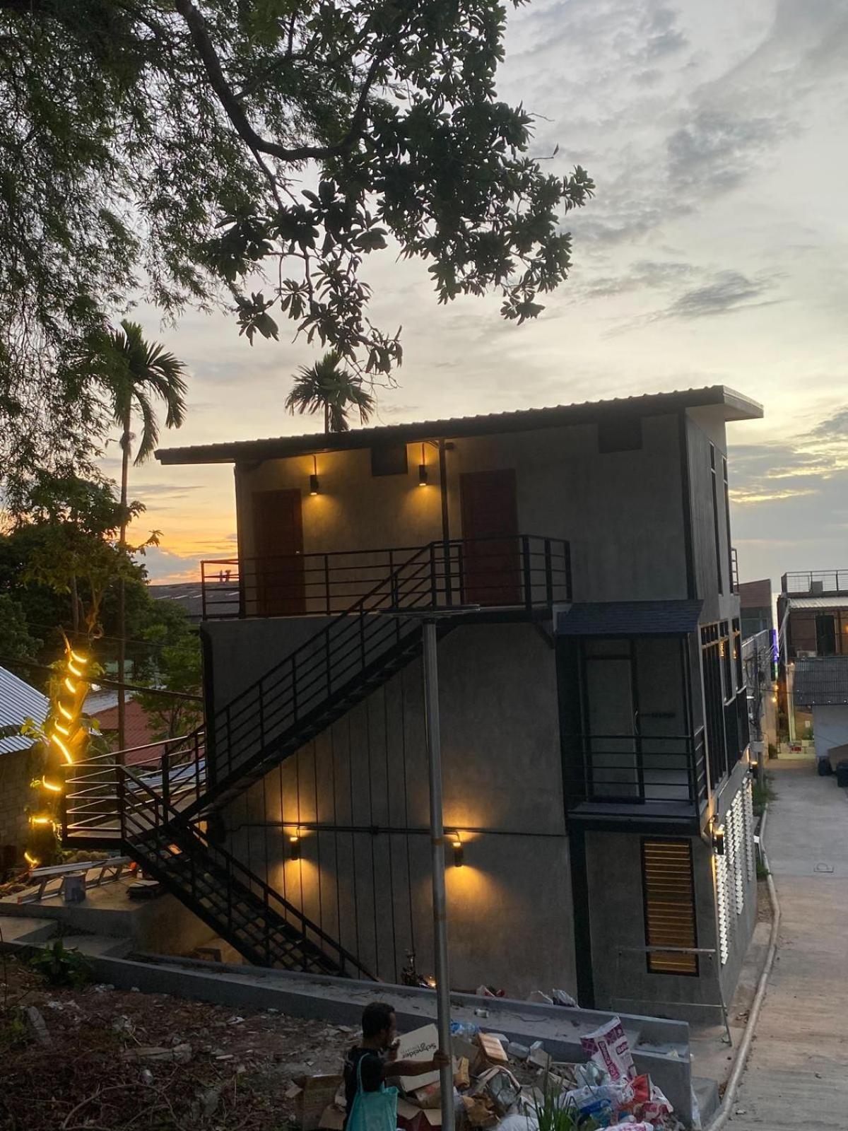 Rockstar Hotel & Bar Koh Tao Exterior photo